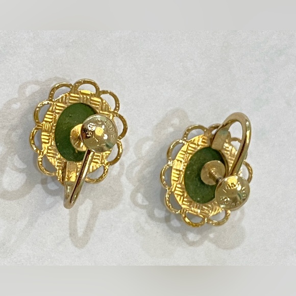 Vintage 14k gf gold filled Oval cabochon jade screwback earrings 1960s - Picture 4 of 14